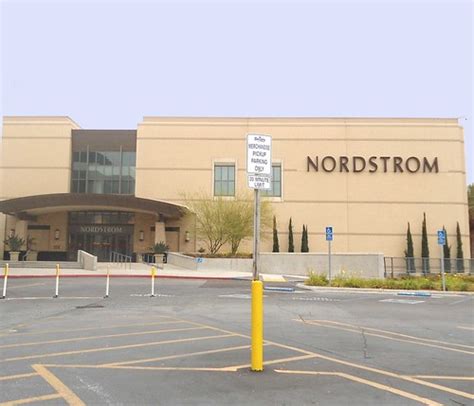 nordstrom topanga plaza.